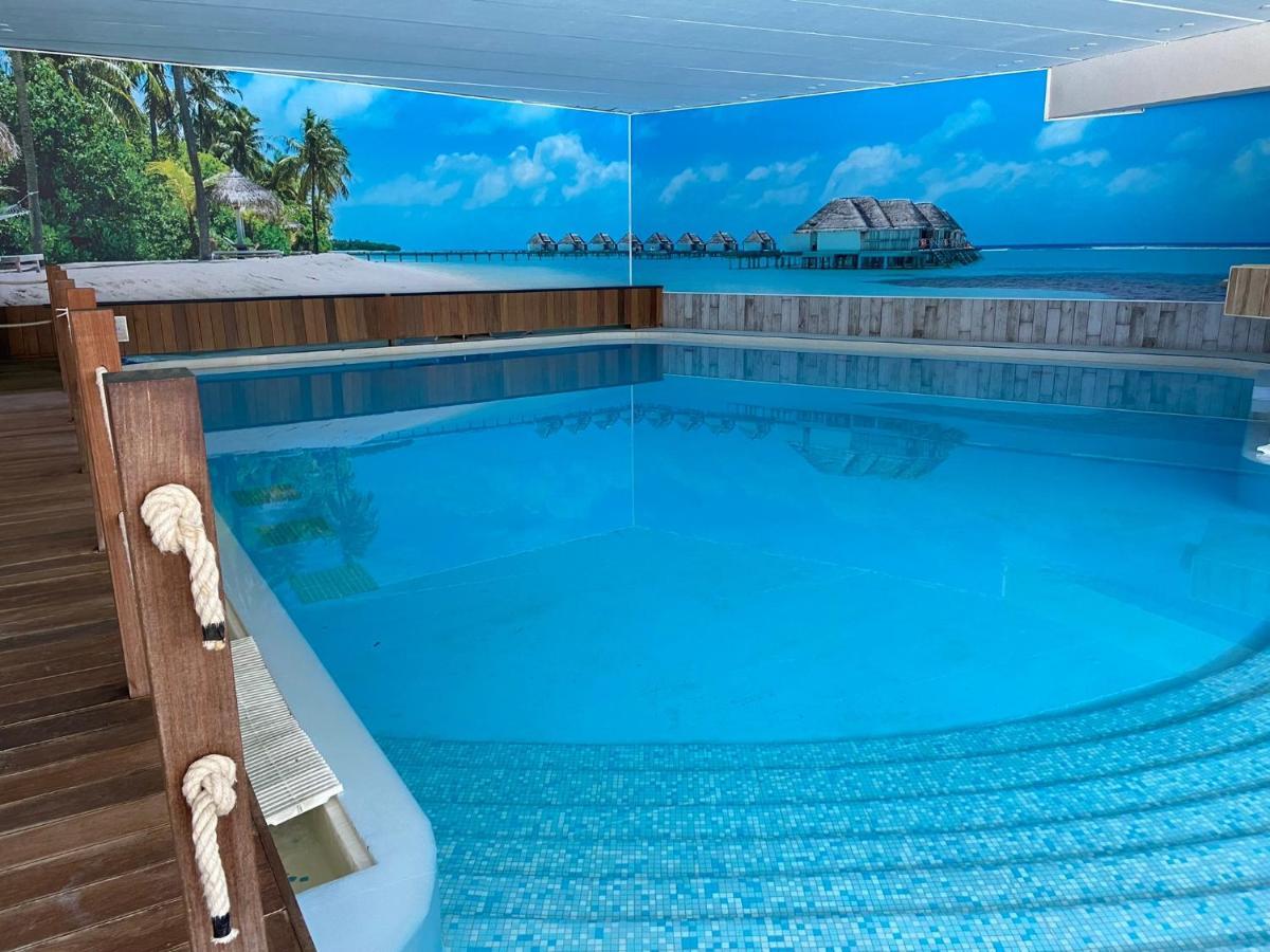 Frantheor Frejus 5 Etoiles Hotell Exteriör bild